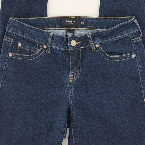 Torrid Dark Wash Skinny Jeans Size 12R - Picture 8 of 12